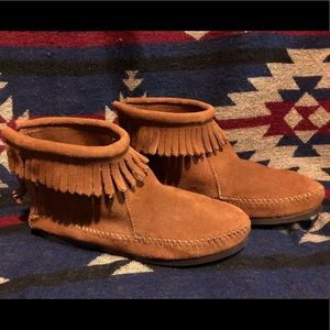 Girls Minnetonka Mocs